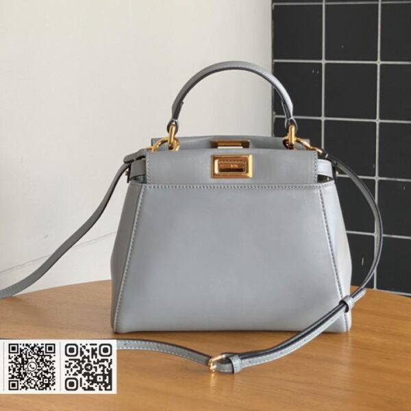 Fendi Mini peekaboo系列包