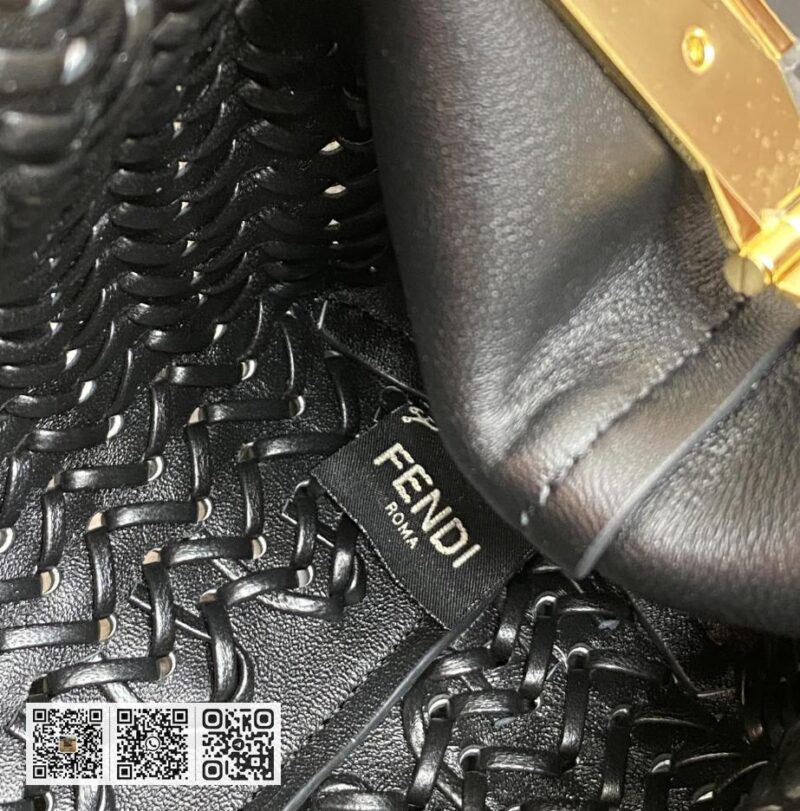 Fendi First编织云朵包 - Image 9