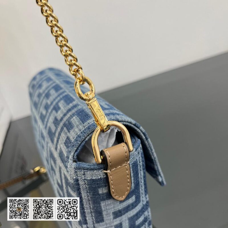 Fendi Baguette小号包 - Image 4