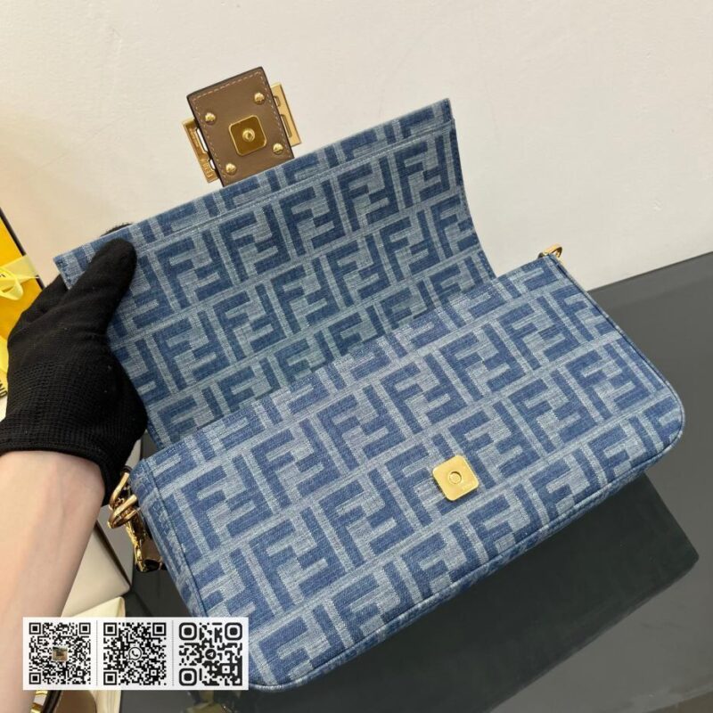Fendi Baguette小号包 - Image 7