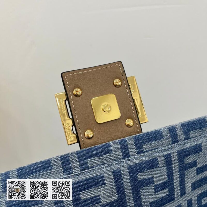 Fendi Baguette小号包 - Image 8
