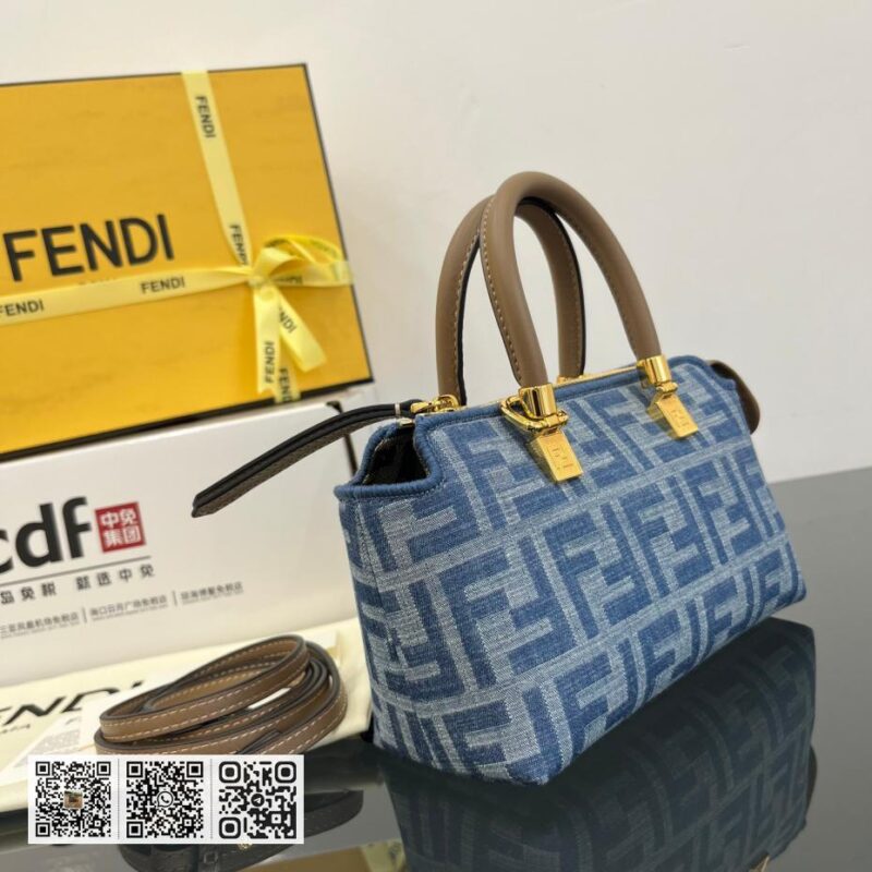Fendi By The Way Boston迷你包 - Image 2