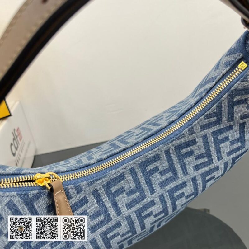 Fendi graphy小号新月包 - Image 6