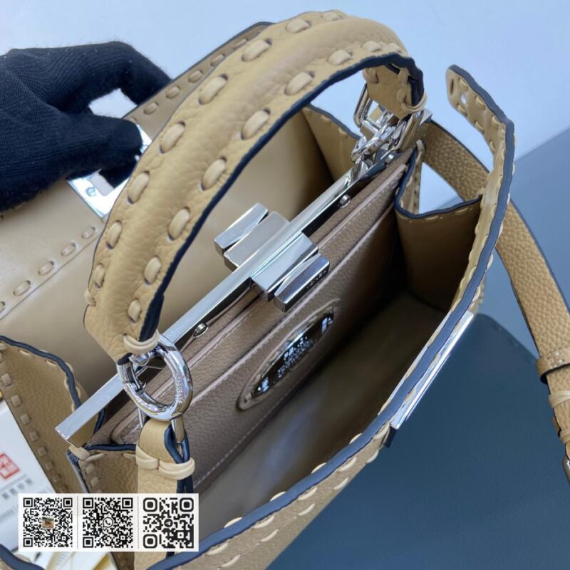 Fendi Peekaboo ISeeU小号包 - Image 7