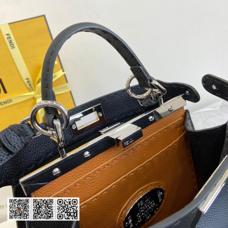 Fendi Peekaboo ISeeU小号包 - Image 4