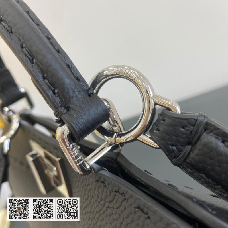 Fendi Peekaboo ISeeU小号包 - Image 7