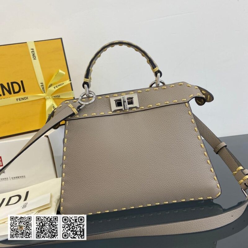 Fendi Peekaboo ISeeU小号包 - Image 3