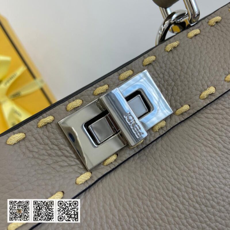 Fendi Peekaboo ISeeU小号包 - Image 4