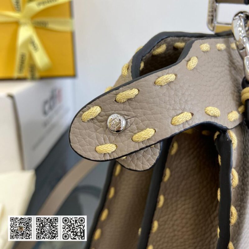 Fendi Peekaboo ISeeU小号包 - Image 5