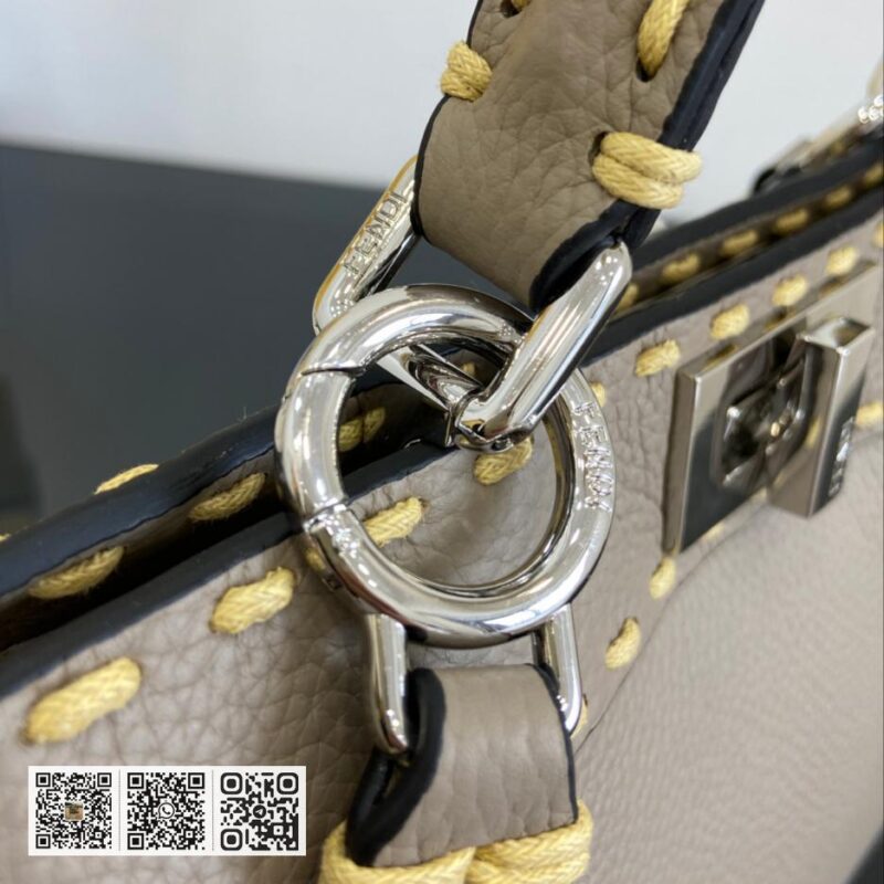 Fendi Peekaboo ISeeU小号包 - Image 7