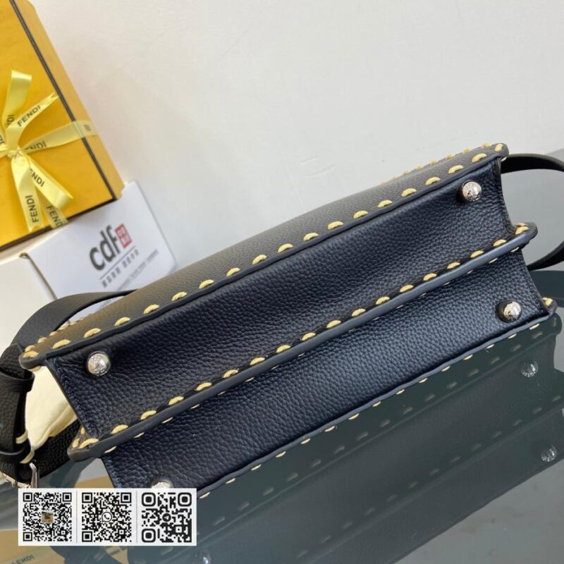 Fendi Peekaboo ISeeU小号包 - Image 5