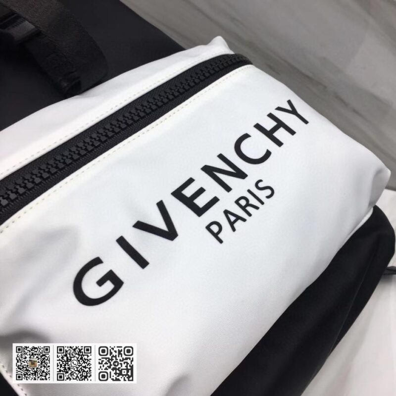 GIVENCHY纪梵新款背包 - Image 7