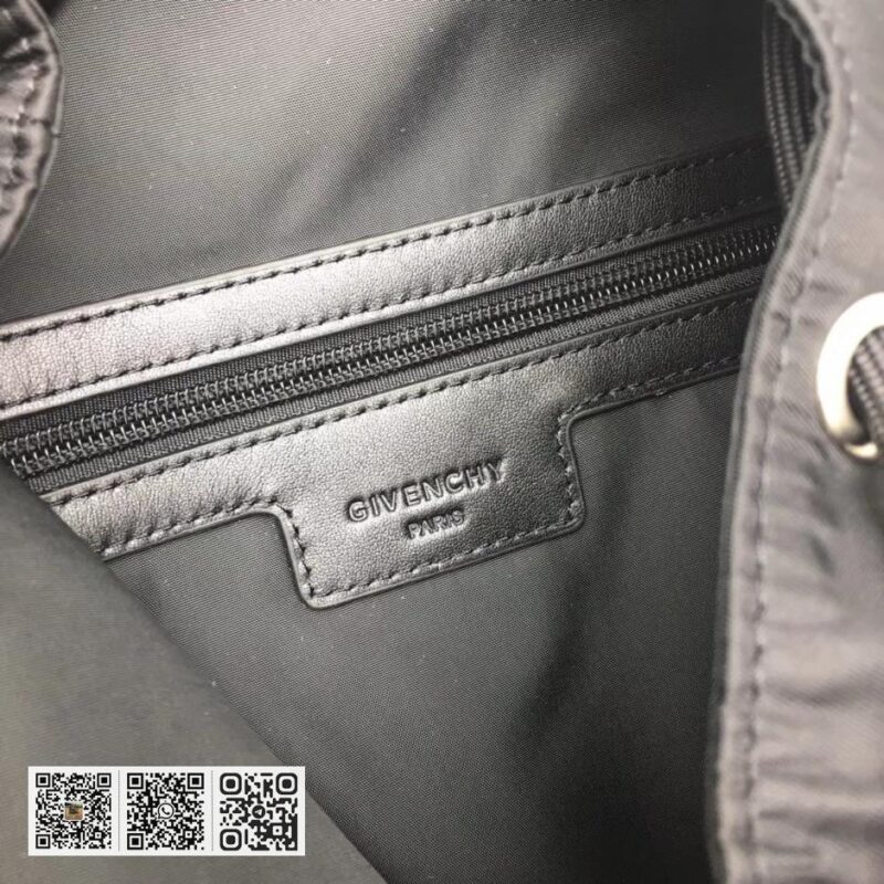 GIVENCHY纪梵新款背包 - Image 9