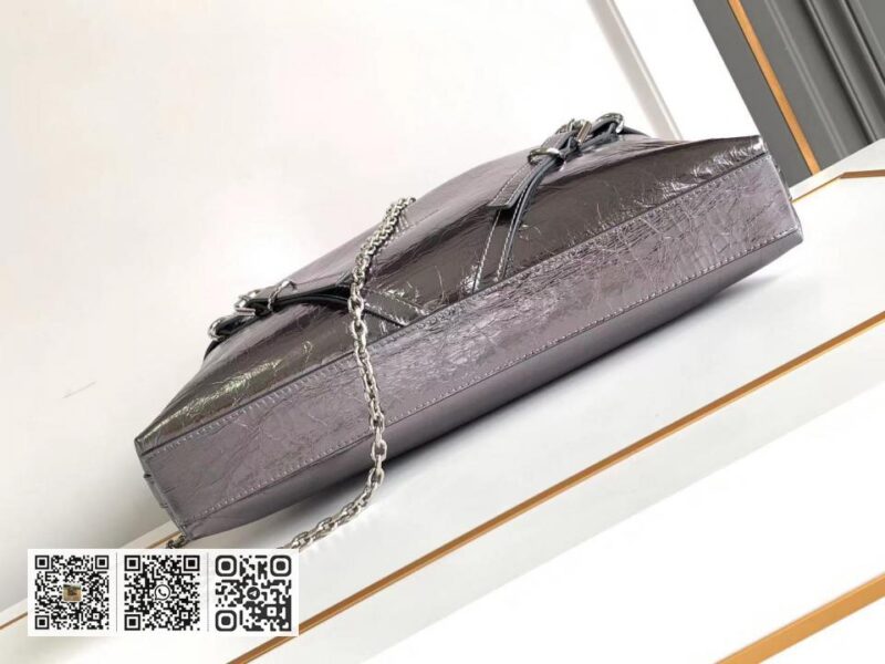 Givench Voyou腋下包 - Image 4