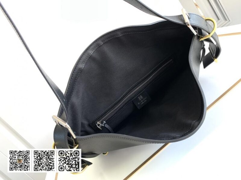 Givench Voyou腋下包 - Image 8