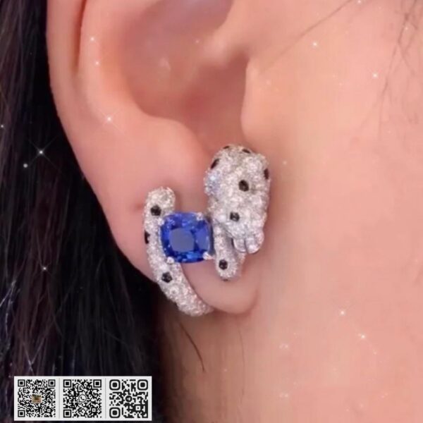Cartier蓝钻豹耳环