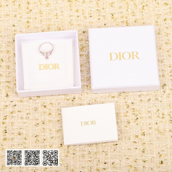 Dior新款CD戒指
