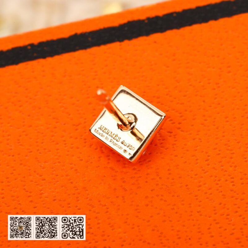 Hermes 满钻耳钉 - Image 5