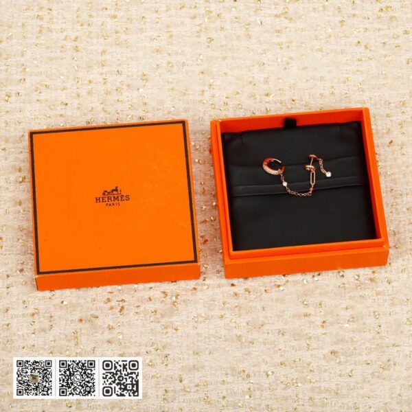 Hermes 猪鼻子耳环