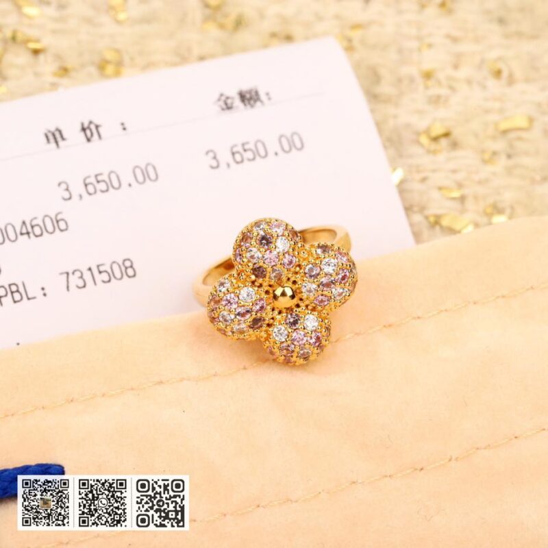 LV四叶草戒指 - Image 3