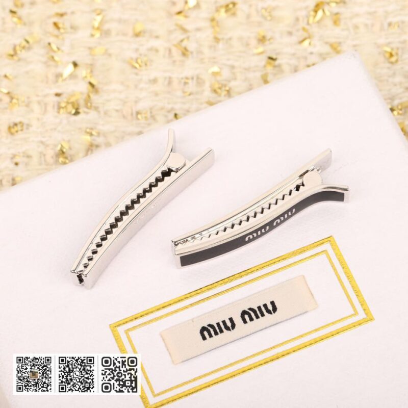Miu Miu黑白发夹 - Image 4