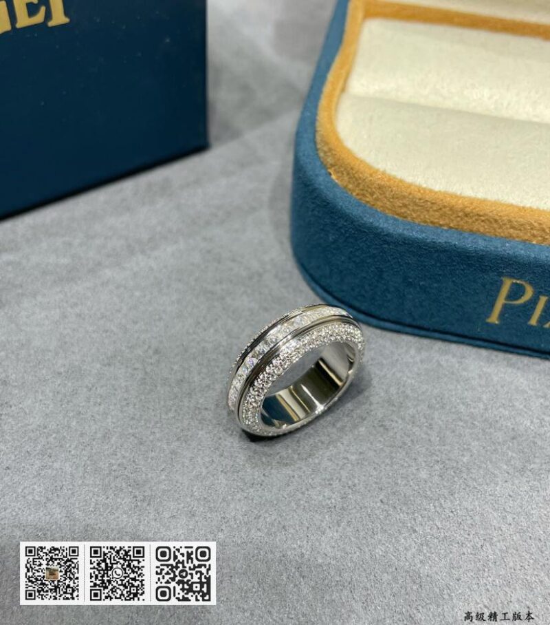 Piaget T方钻转动戒指 - Image 3