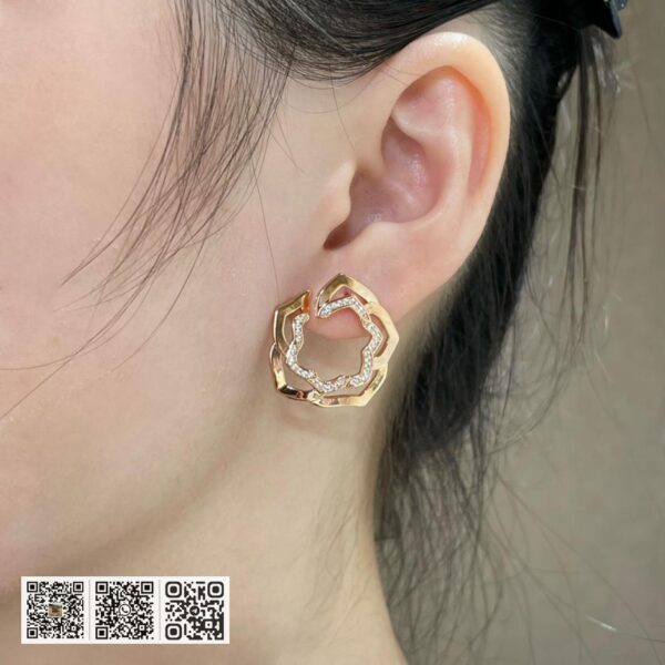 Piaget 镂空玫瑰花耳环