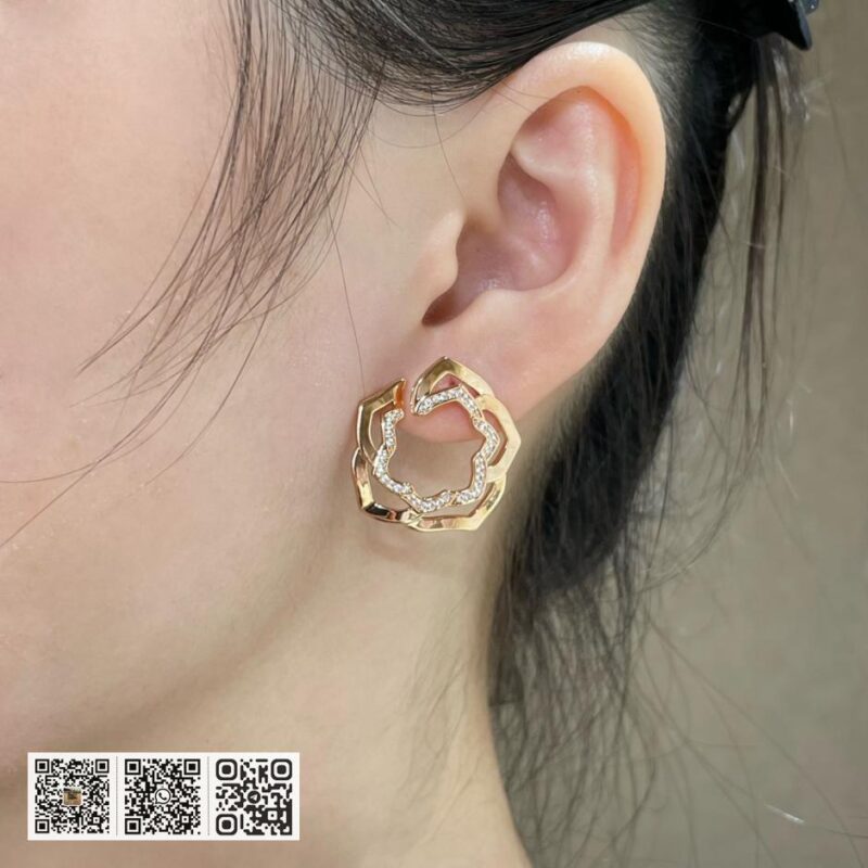 Piaget 镂空玫瑰花耳环