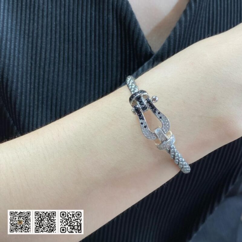 Fred黑白钻大号马蹄扣钢绳手链 - Image 9