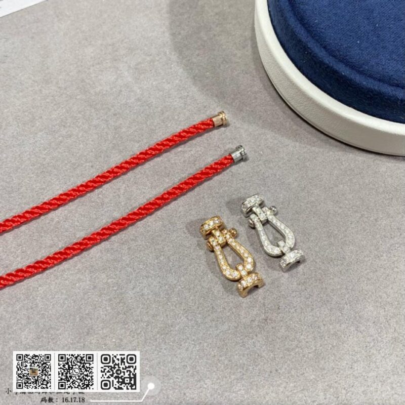 Fred小号满钻马蹄扣红绳手链 - Image 5
