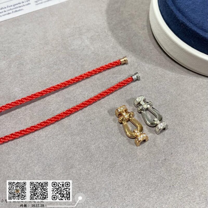 Fred小号半钻马蹄扣红绳手链 - Image 4