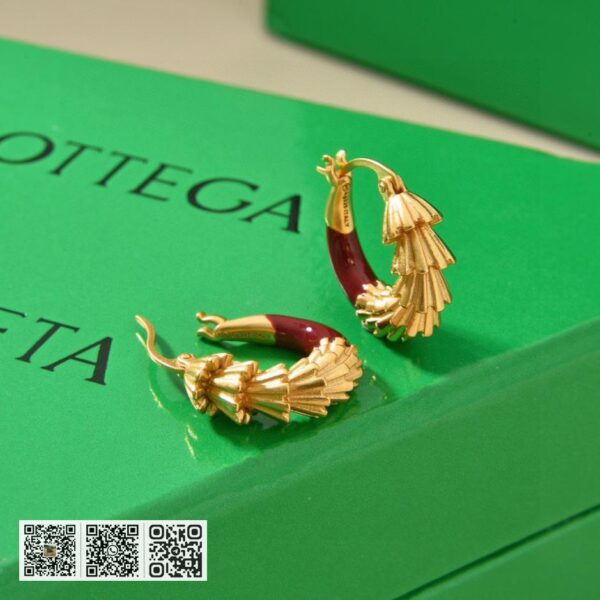 BOTTEGA VENENTA 新款耳环 (244A)