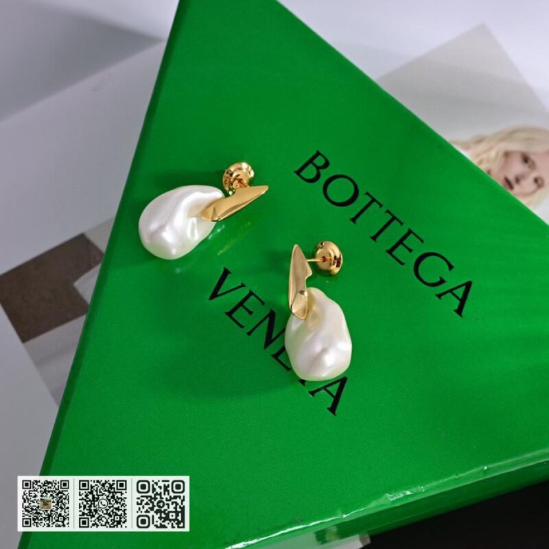 BOTTEGA VENENTA 新款耳环 (8B3E)
