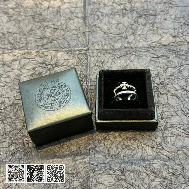 专柜质量 Chrome Hearts 经典复古十字架戒指 (0C84) - Image 4
