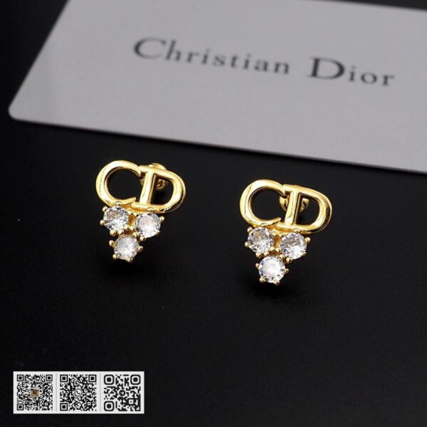 Dior CD三钻耳环(210F)