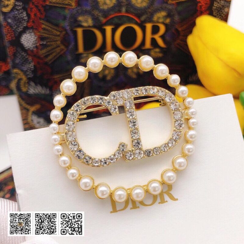 Di0r 新款 Clair D Lune 胸针(256C)