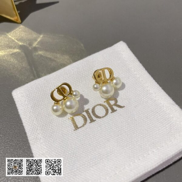 Dior cd三大小珠耳环(33A9)