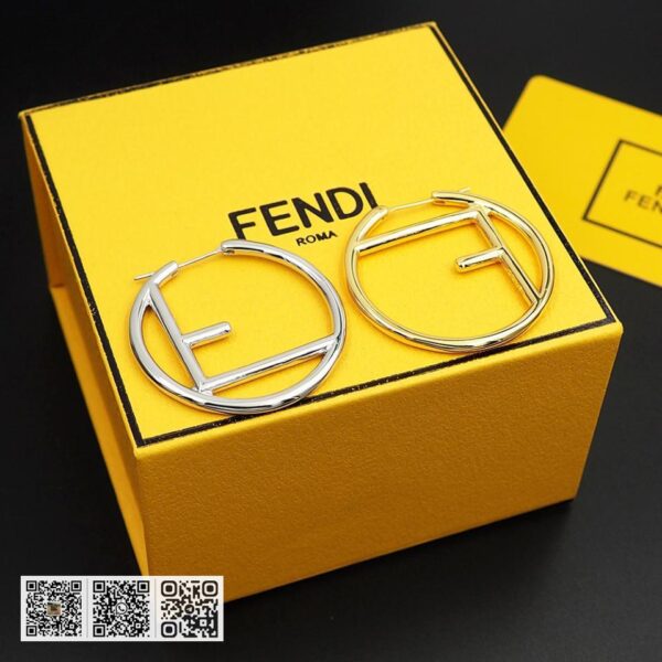 FENDI字母大圈双色耳环(1FC5)