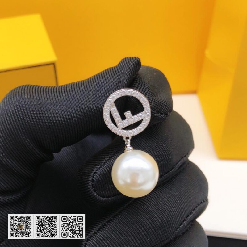 芬迪耳环镶钻银色吊珍珠(D71B) - Image 2