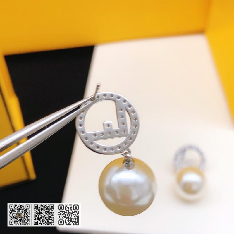 芬迪耳环镶钻银色吊珍珠(D71B) - Image 3
