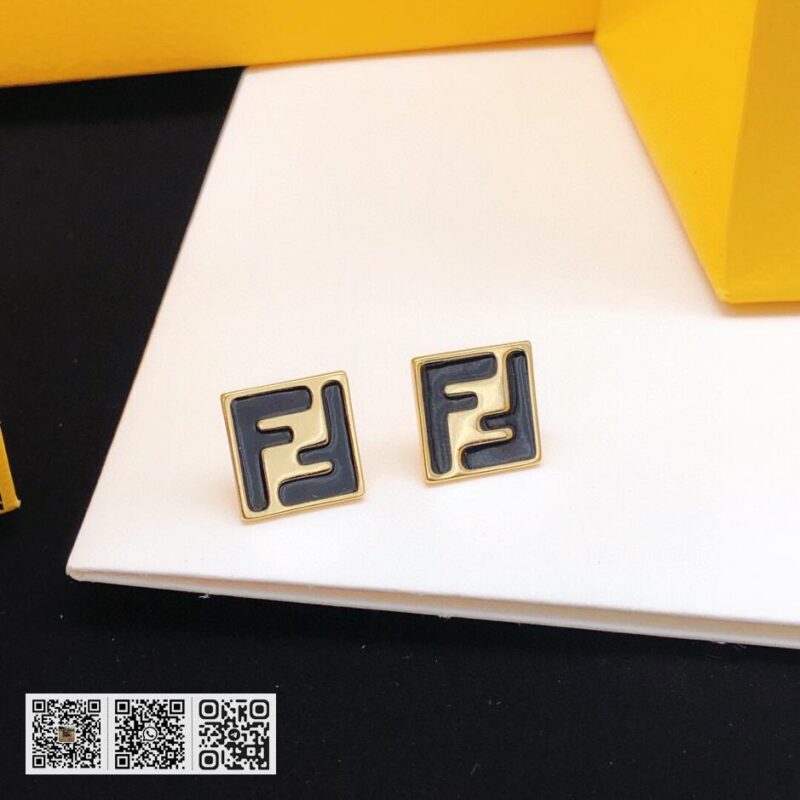 芬迪方块耳环黑色滴油(F4D0) - Image 3