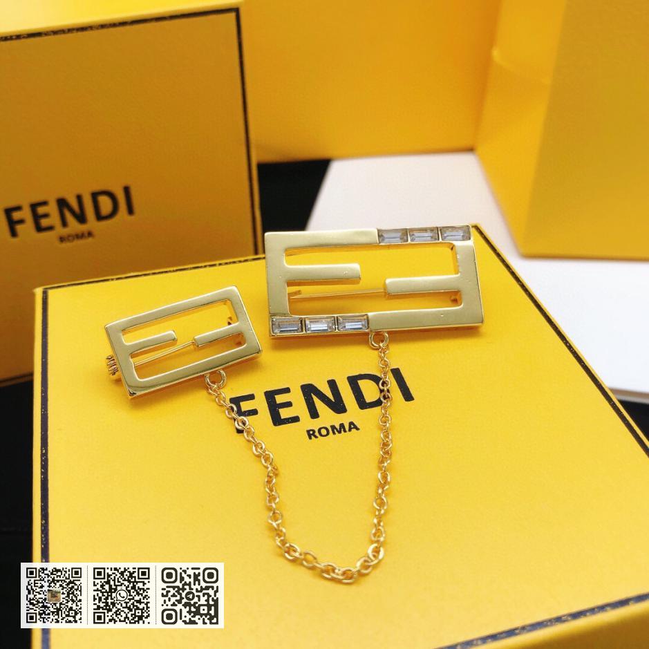 芬迪胸针流苏链条(B5E8)
