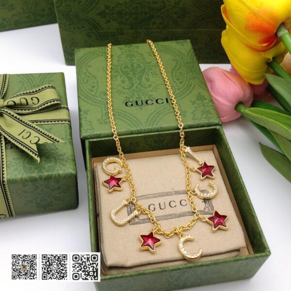 Gucci 新款 双G星星项链 (385B)