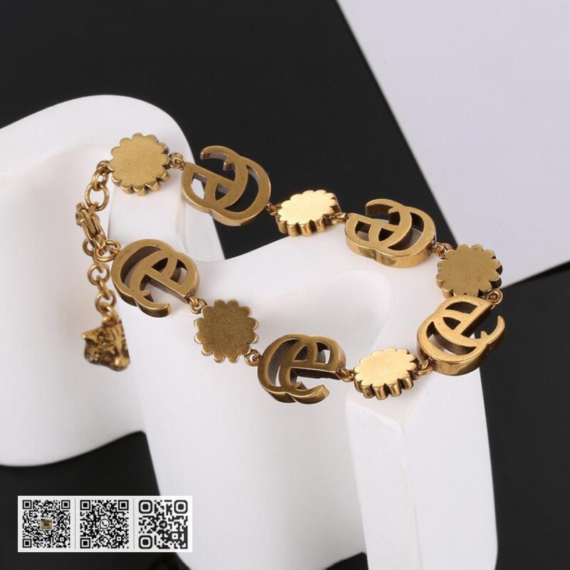 Gucci 专柜同步项链手链套装 (9131) - Image 6