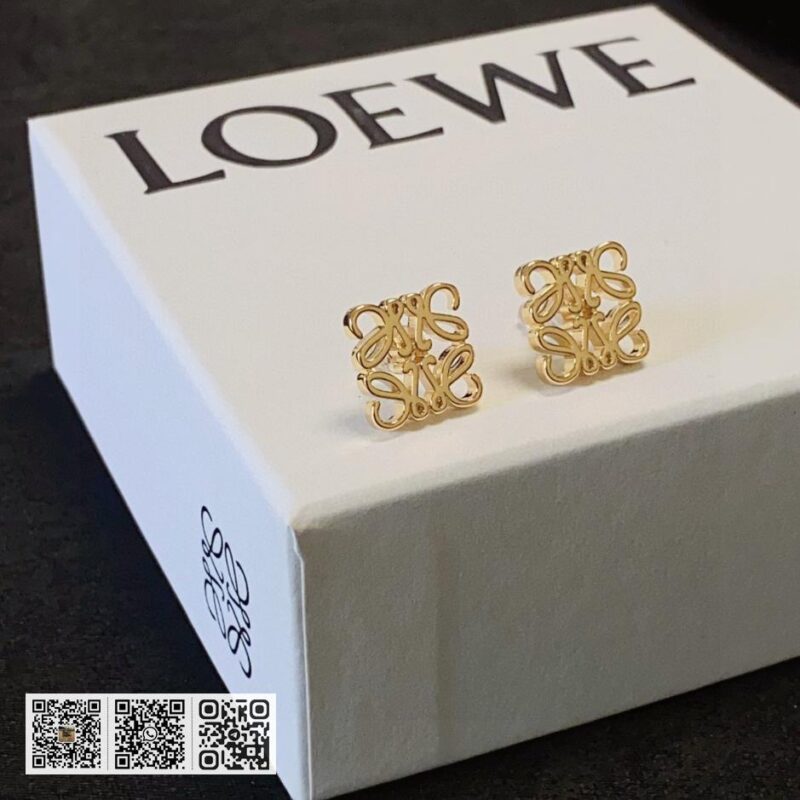 Loewe新款 复古金色正方形小耳环 (F950) - Image 2