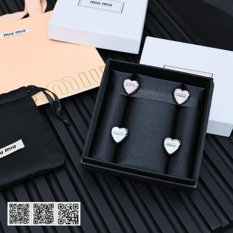 Miu miu 珐琅爱心耳环(319F) - Image 6