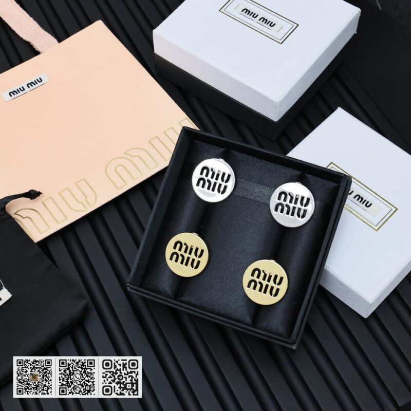 Miu miu 镂空圆饼耳环(9044)