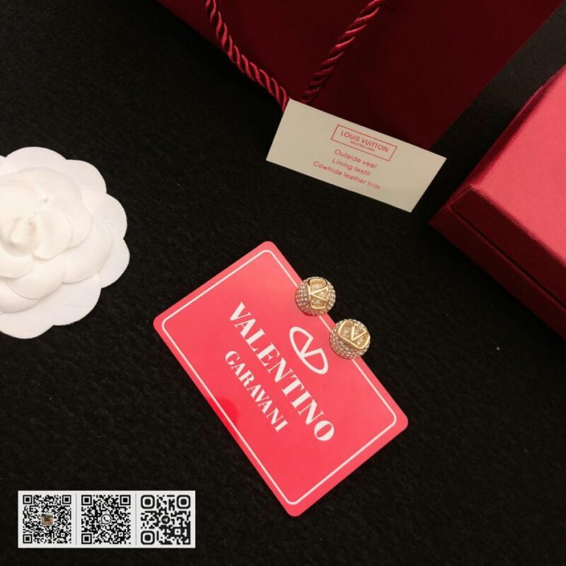 Valentino专柜 新款(2323) - Image 2