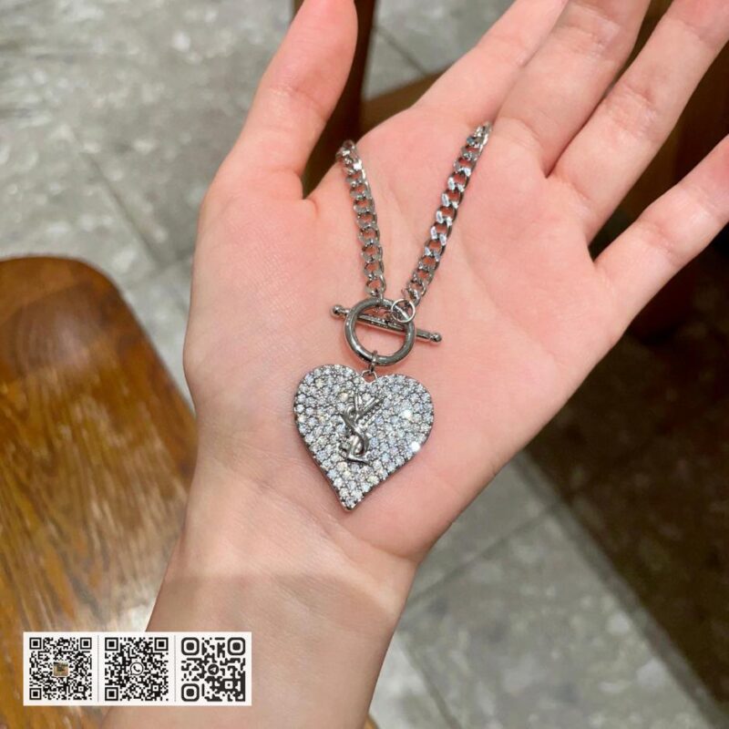 圣罗兰爱心字母满钻项链(D925)
