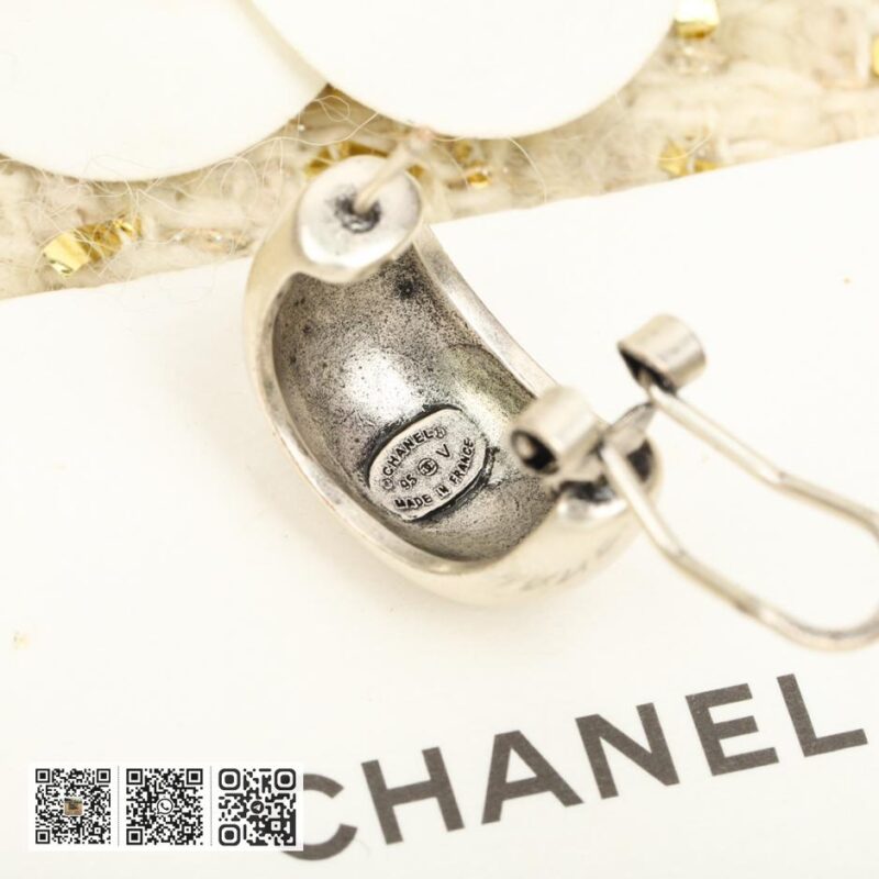 Chanel 涂鸦小半圈耳拍 - Image 5